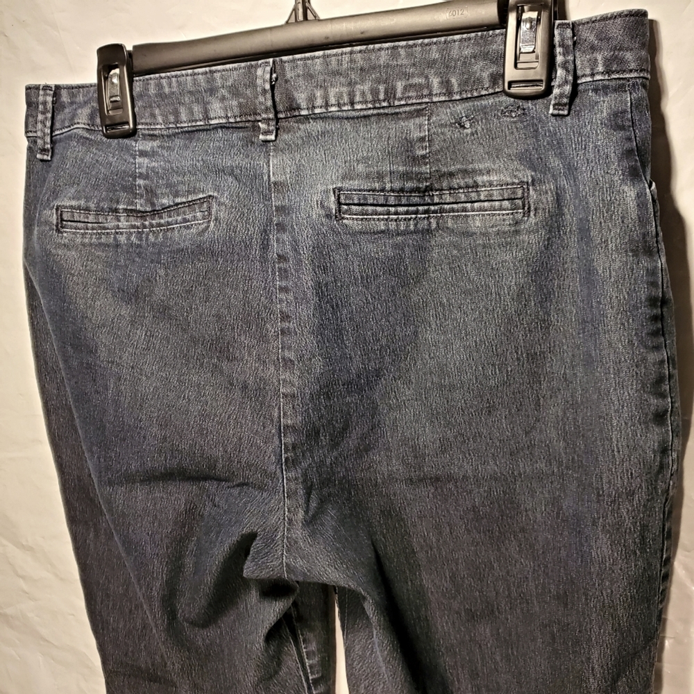 Lee Petites Relaxed Fit Straight Leg Mid Dark Denim Jeans Womens sz. 6